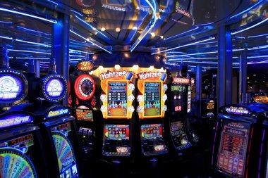 Fortune Tiger wild expansion mechanic Fortune Tiger expanding wild symbols triggering payout on warganet88